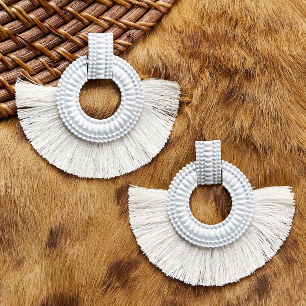 Texture Fringe Circle Earrings, White